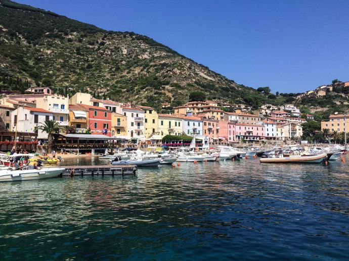 Vista di Giglio Porto, Isola del Giglio, Toscana